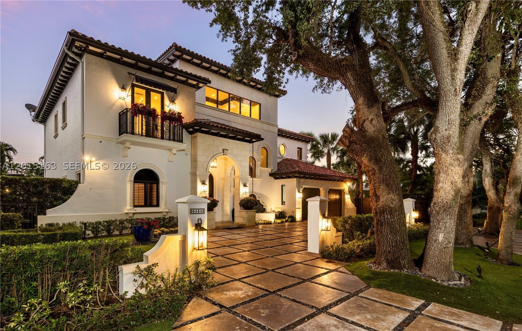 5838 SW 50th St – photo 1