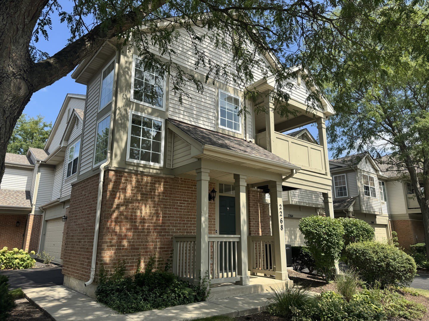 2268 VANDERBILT Drive – photo 1 of 20
