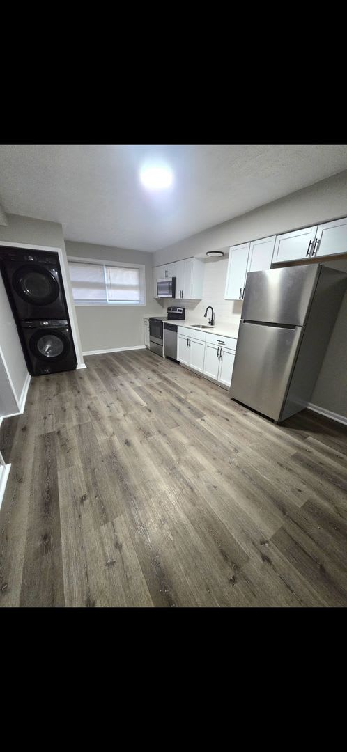Welcome Home to Bellagio South Living: Where Comfort Meets Convenience – photo 1