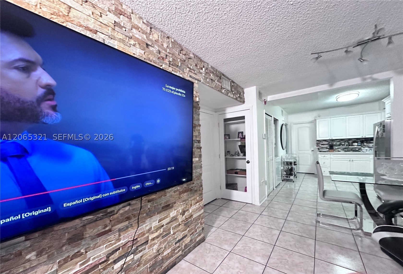 4689 Nw 9Th St – photo 1