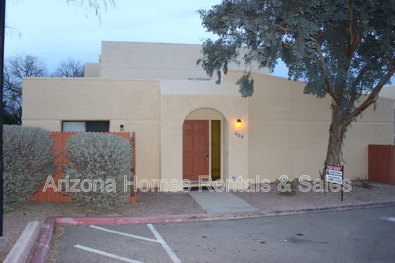 609 South Liana Court – photo 1