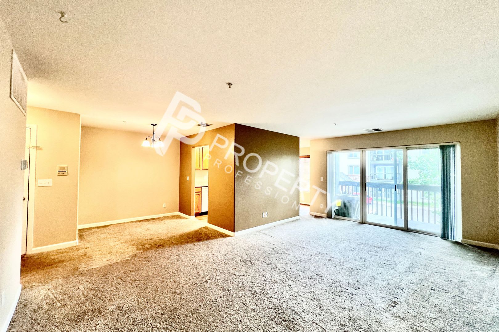 Condo For Rent In New Castle – photo 1 of 16