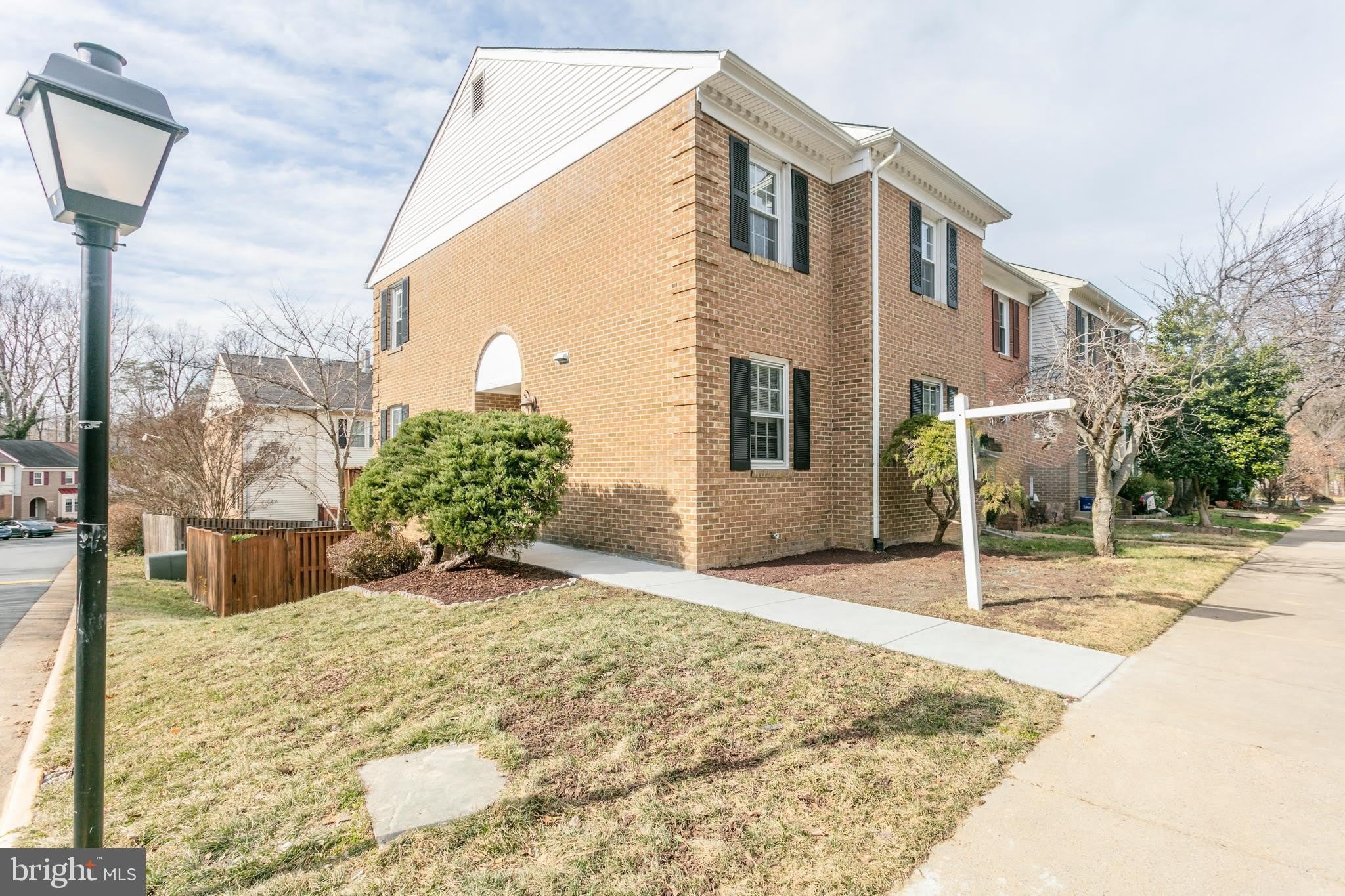 6072 CROWN ROYAL Circle – photo 1 of 38