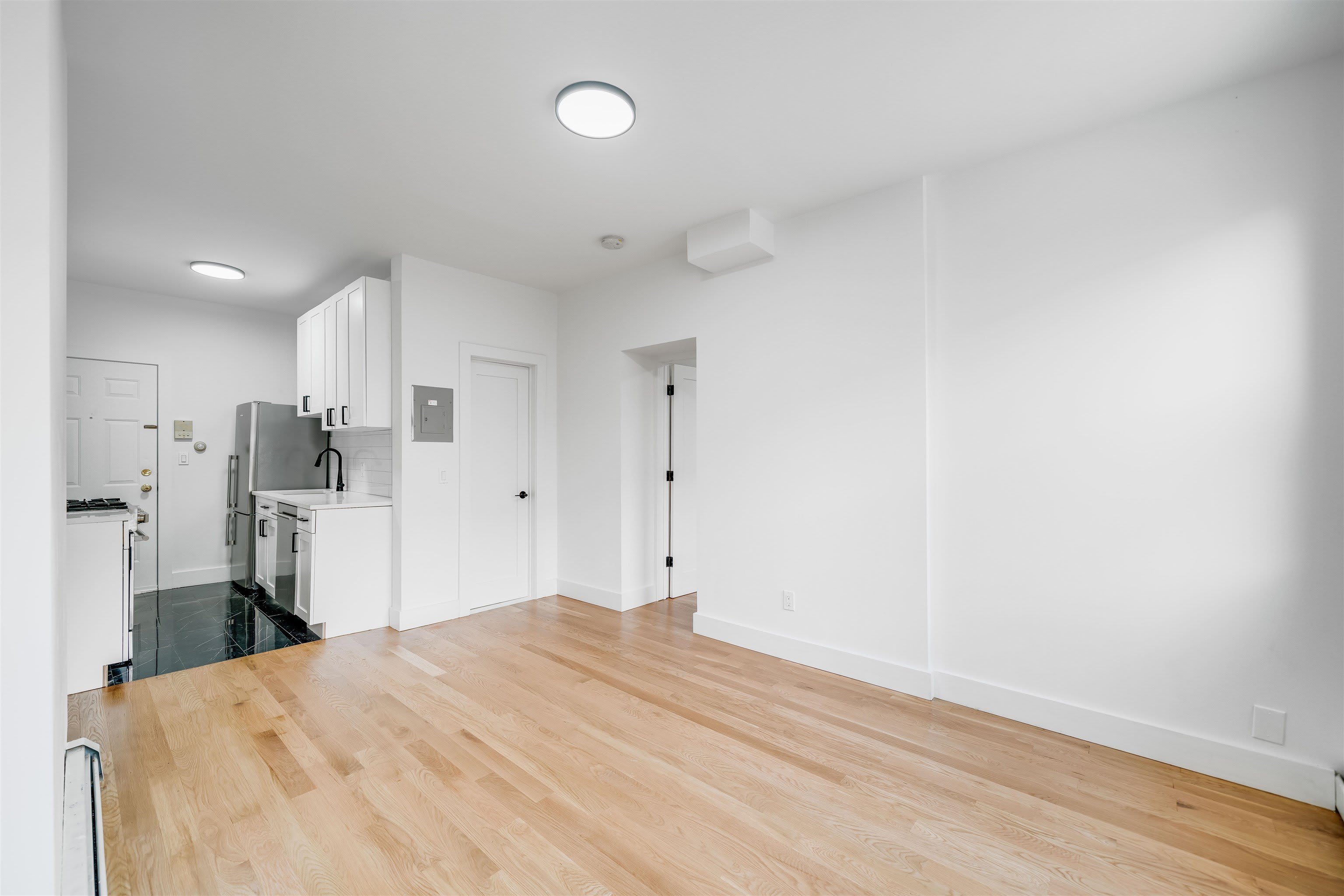 216 JEFFERSON ST – photo 1