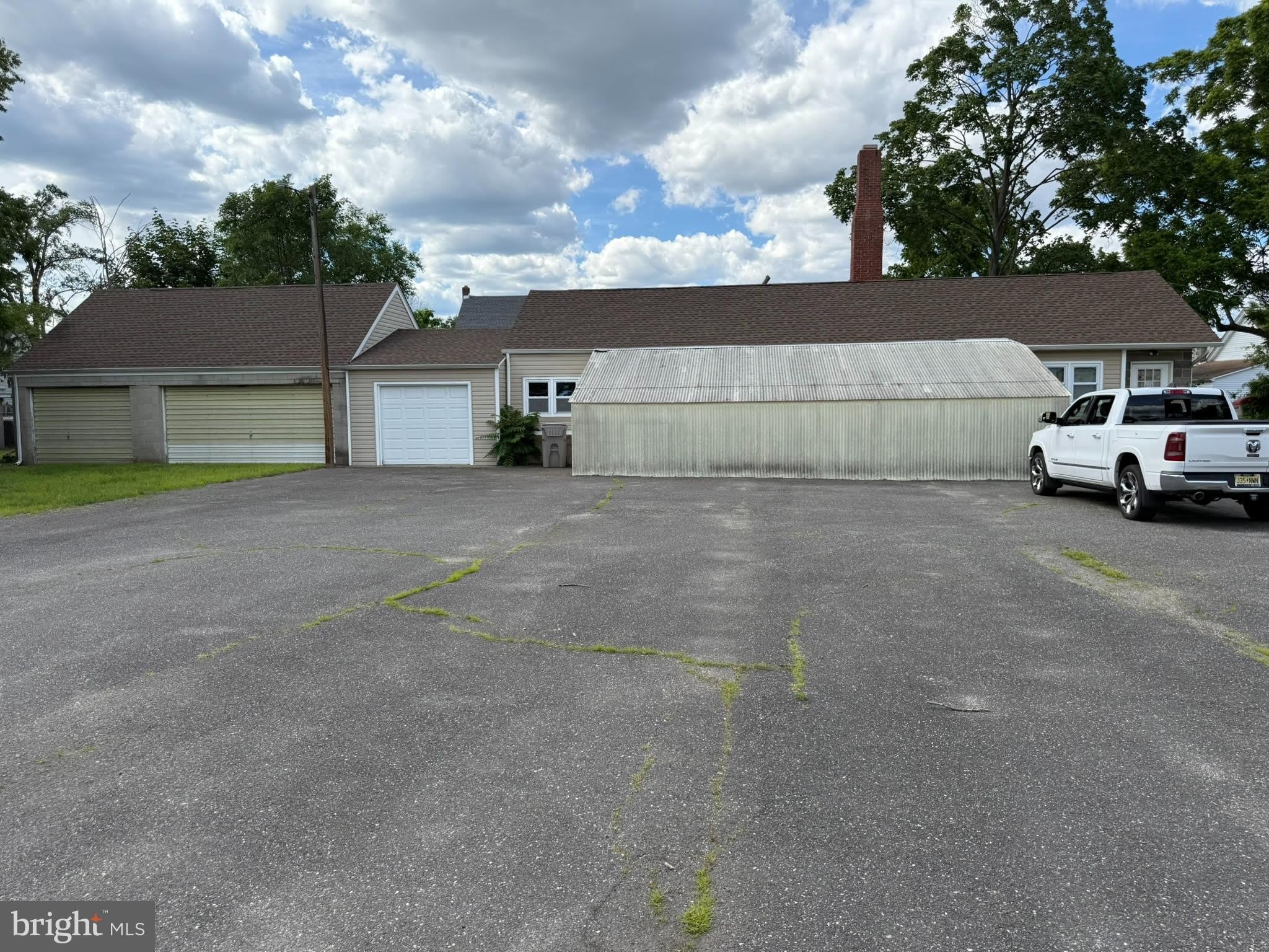 1530 S DELAWARE Street – photo 1 of 17