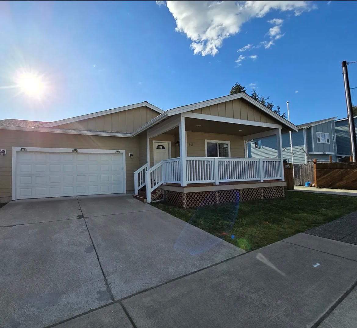 607 4th Street – photo 1 of 19