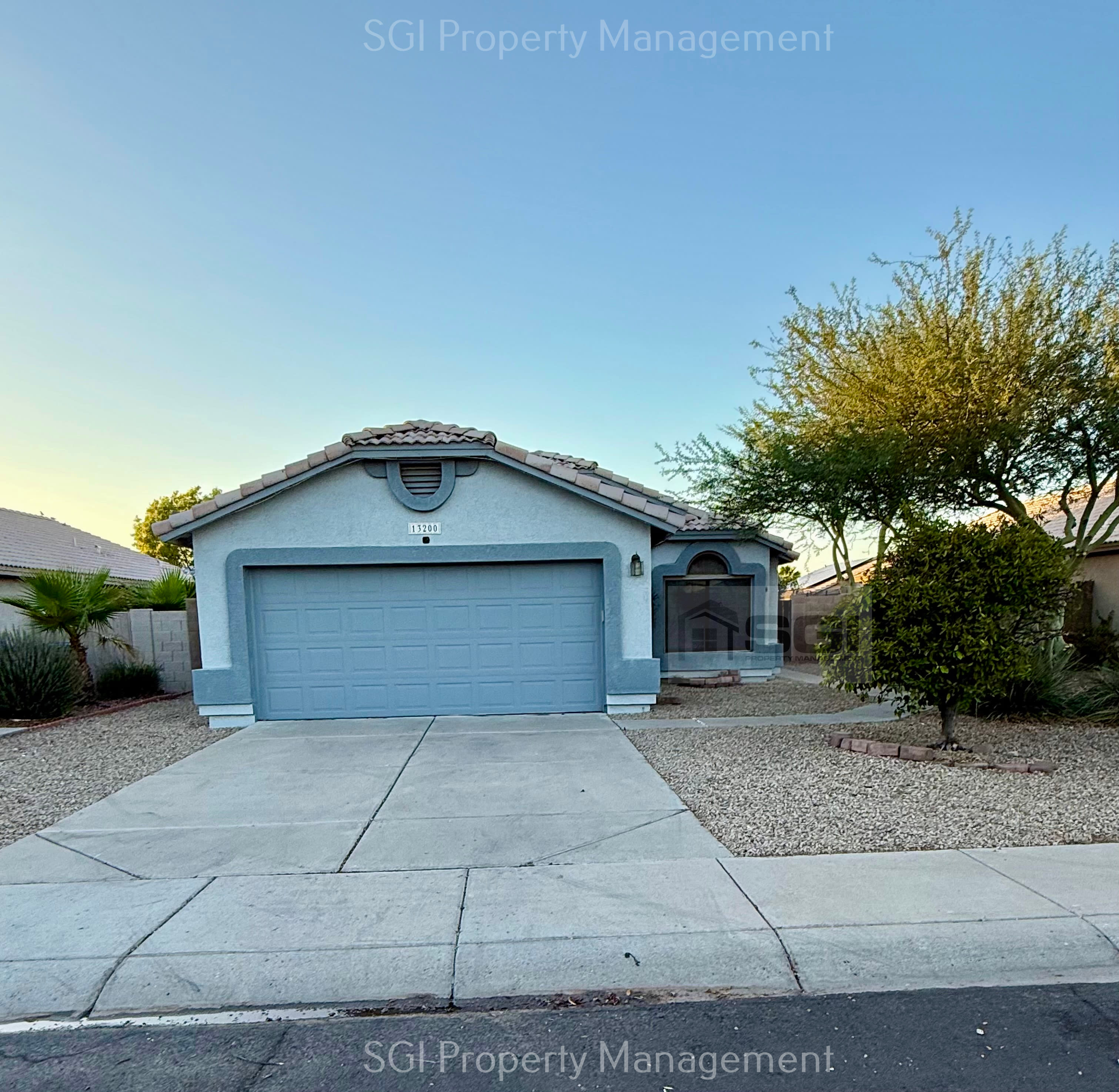 13200 W Desert Ln – photo 1 of 29