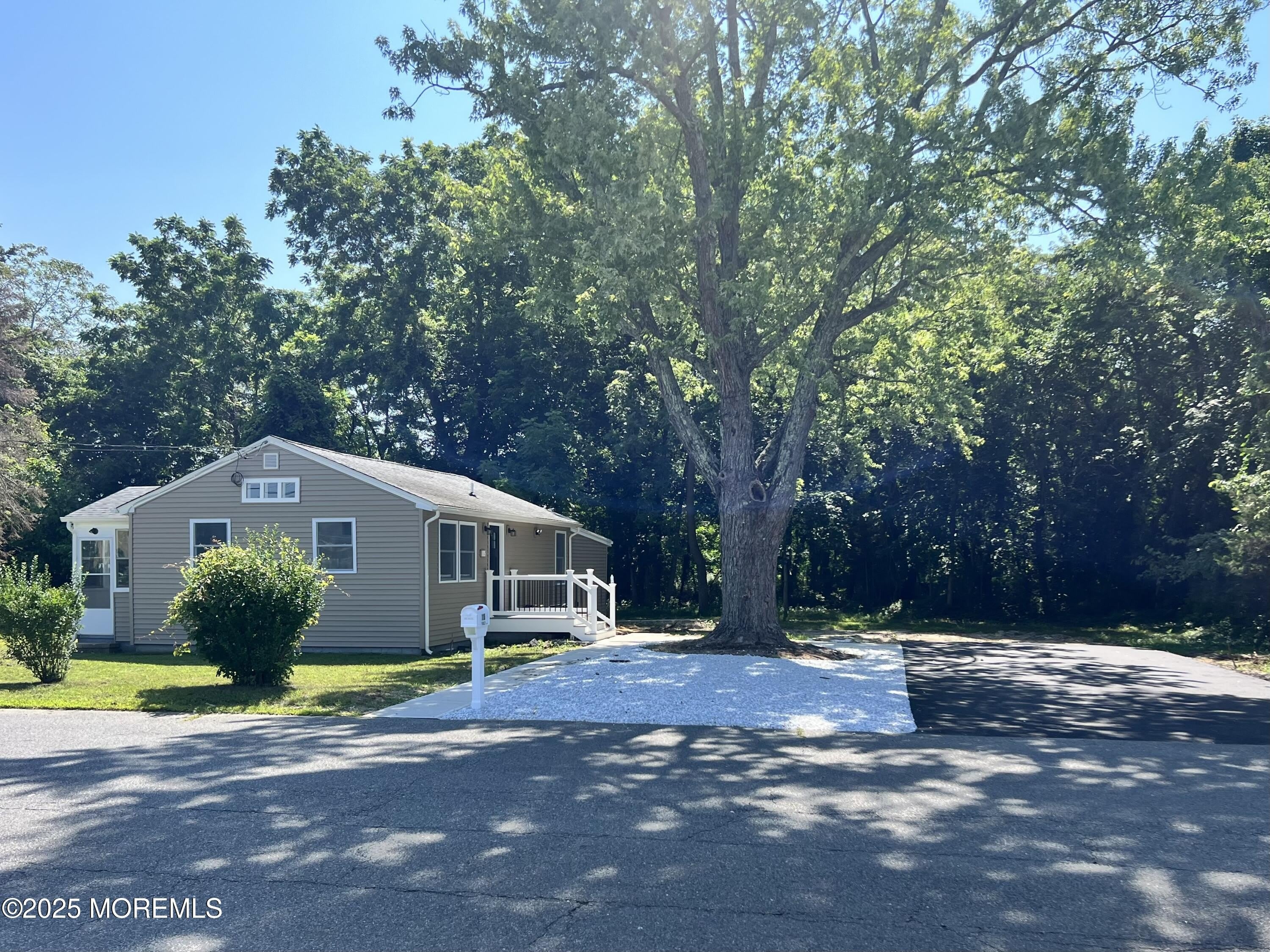 115 Parker Avenue – photo 1 of 19