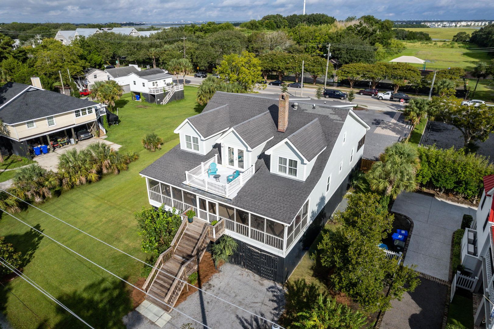 Sullivan's Island Charmer-Fully Furnished – photo 1 of 29