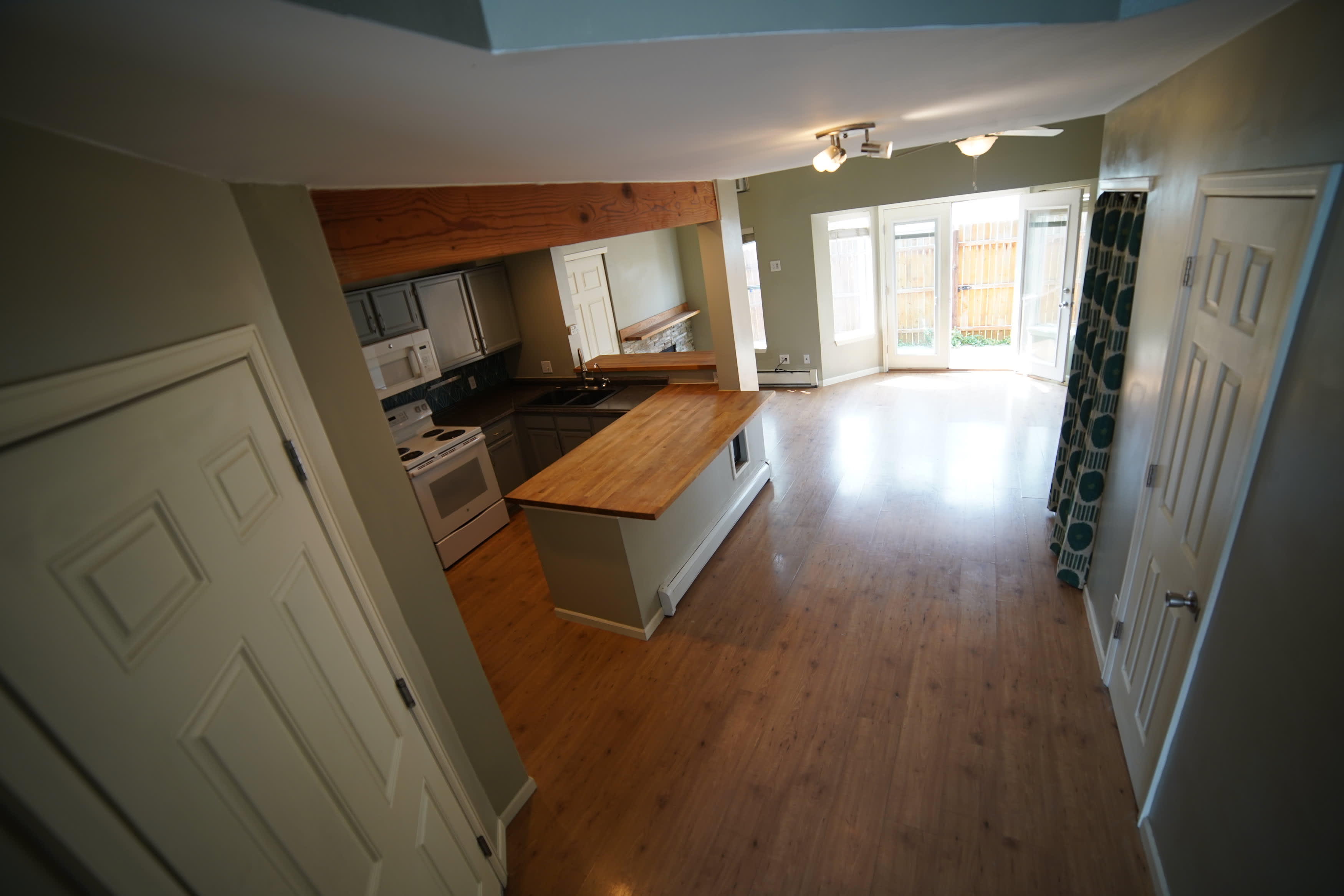 5411 West 16th Avenue – photo 1