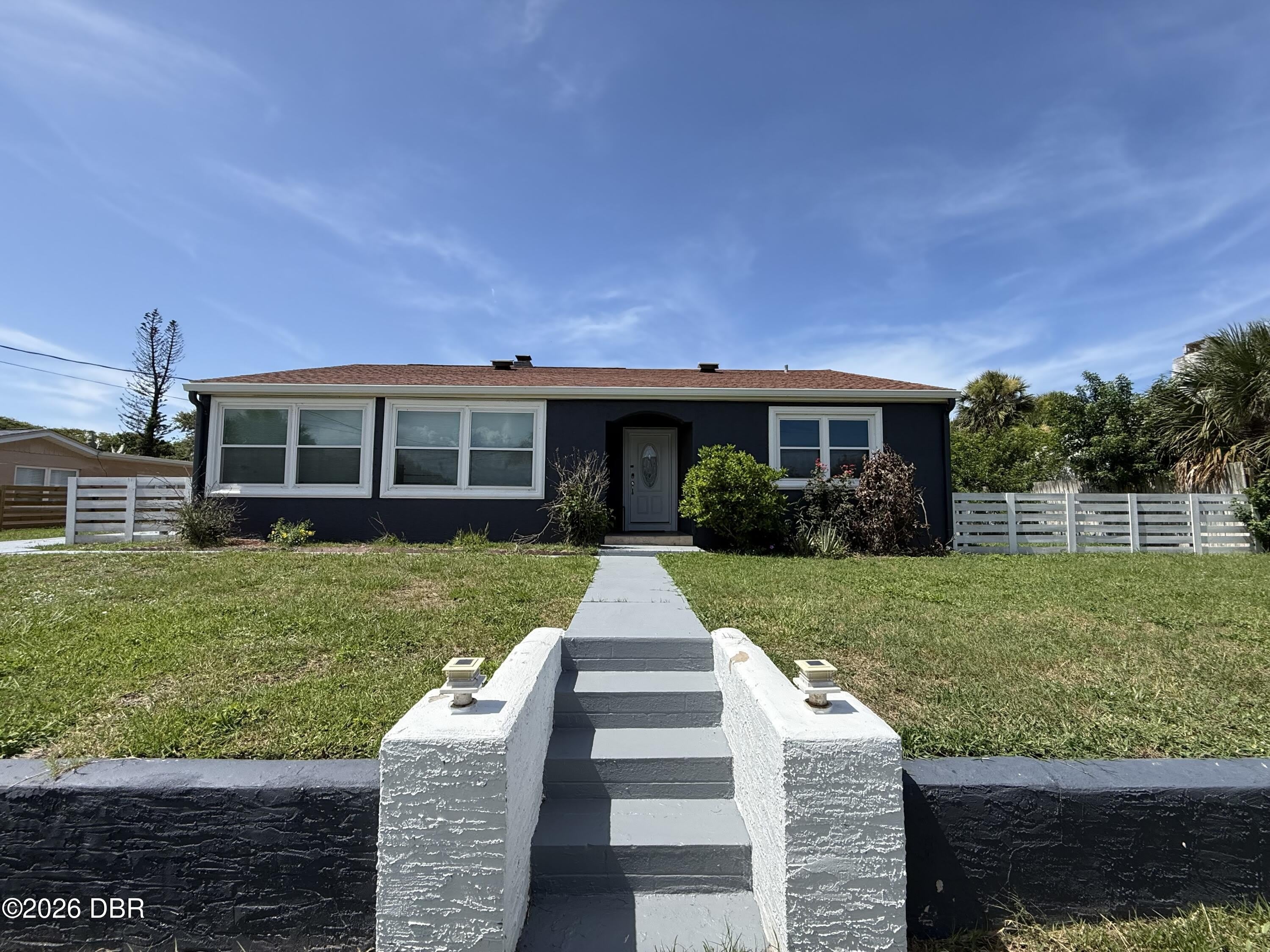 131 Minerva Road – photo 1