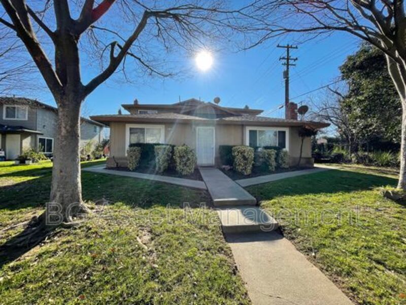 4110 34th Avenue – photo 1 of 23
