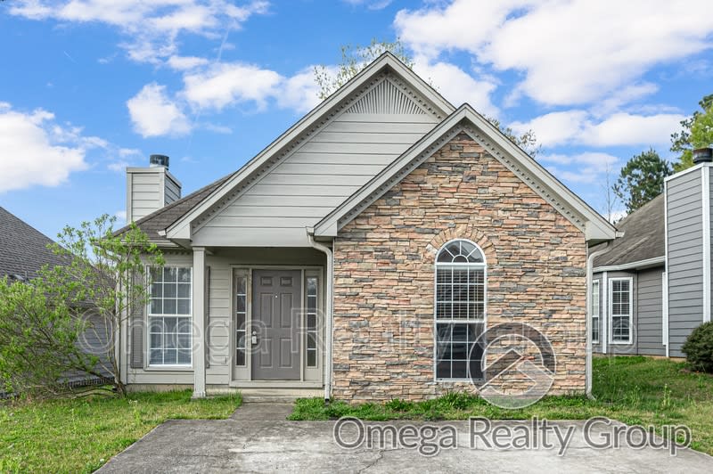 183 Flagstone Ln – photo 1 of 37