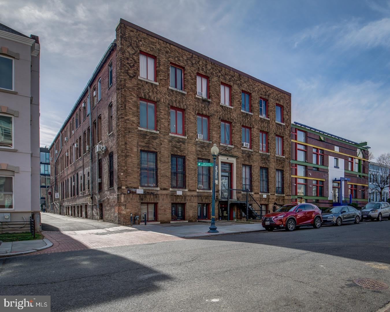 52 O Street NW – photo 1