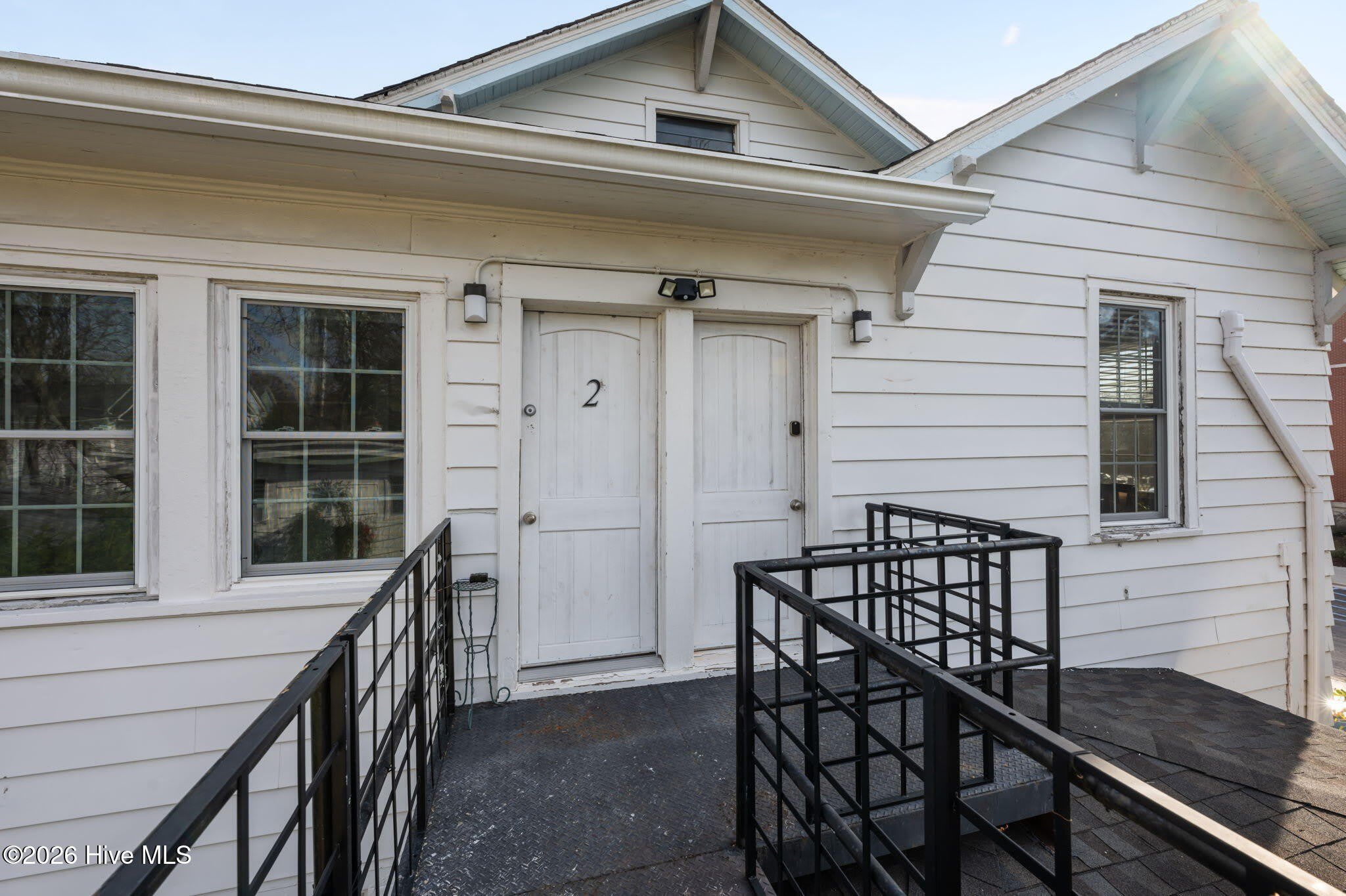 411 George Street – photo 1