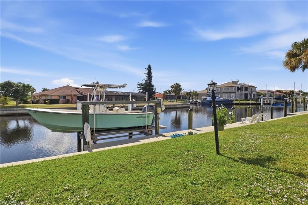 2211 Bayview Rd – photo 1