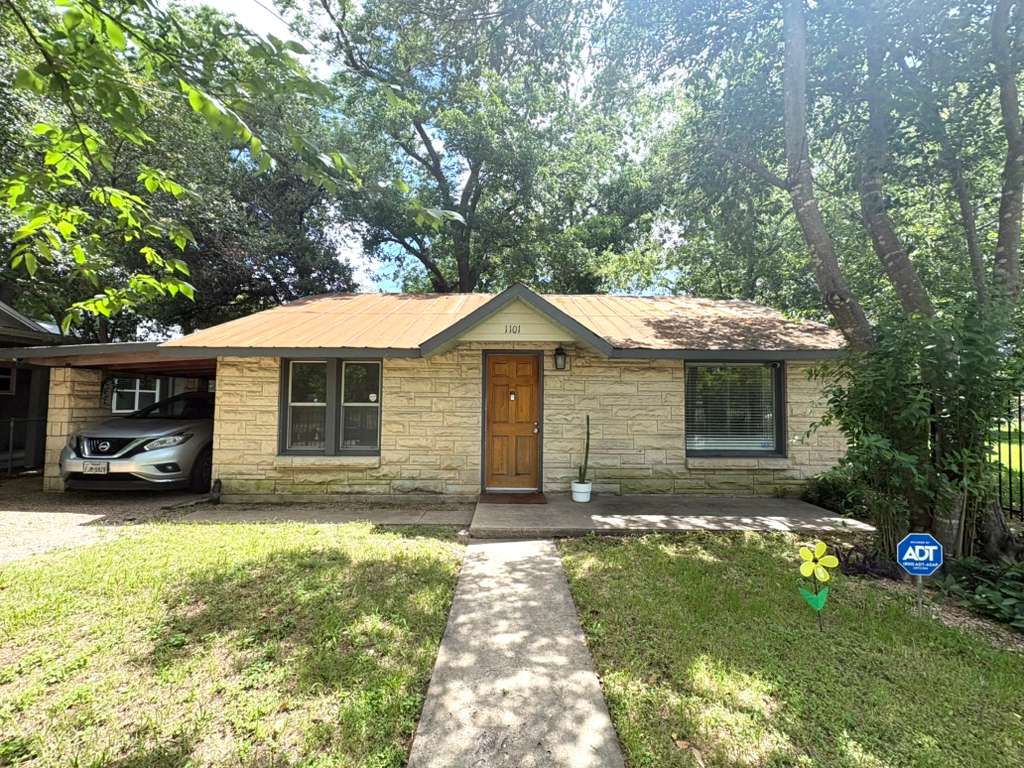 1101 Holly St. #1 – photo 1