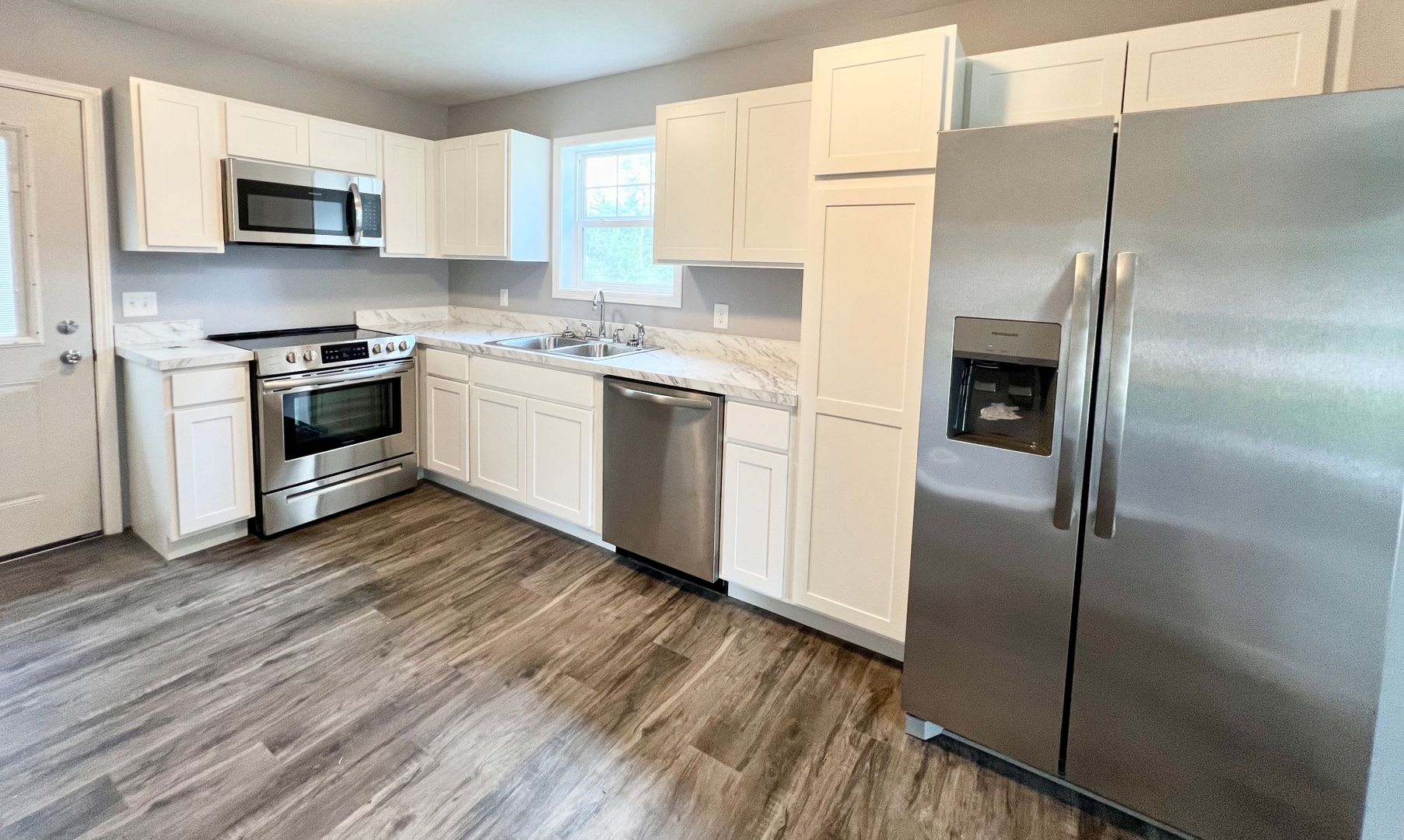 Beautiful Newer Construction 2-Bedroom Home – Modern, Move-In Ready & Available Now! – photo 1