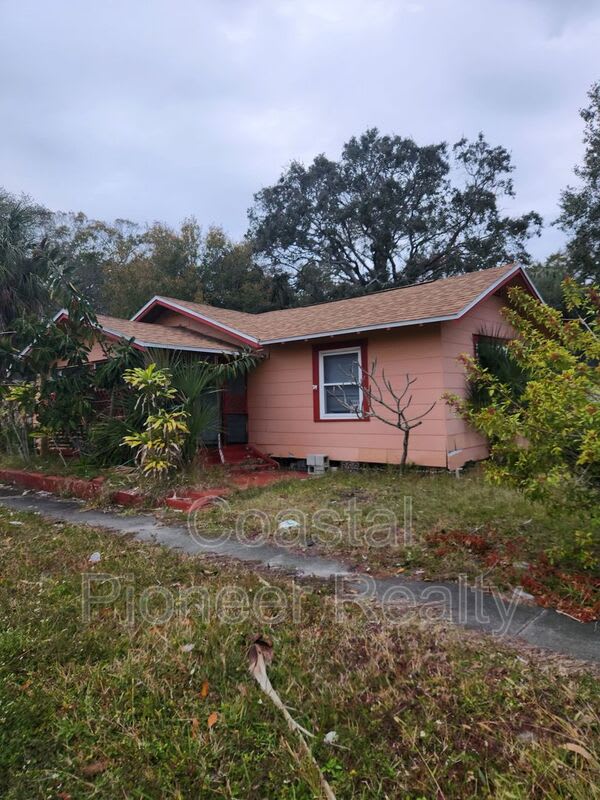 701 Newton Ave S – photo 1
