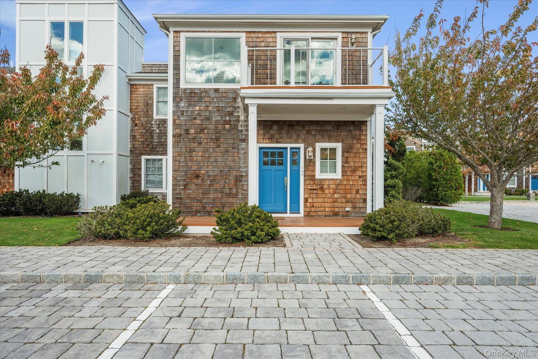 68 Foster Avenue – photo 1
