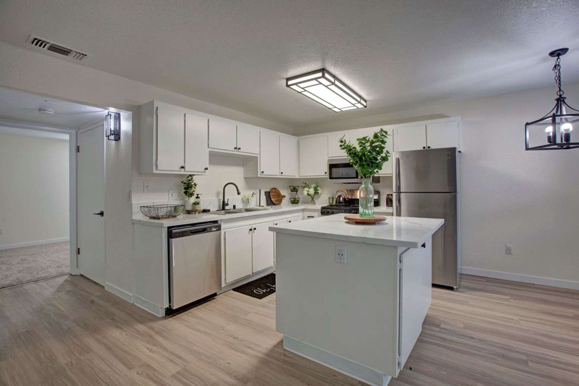 811 F Street – photo 1 of 182
