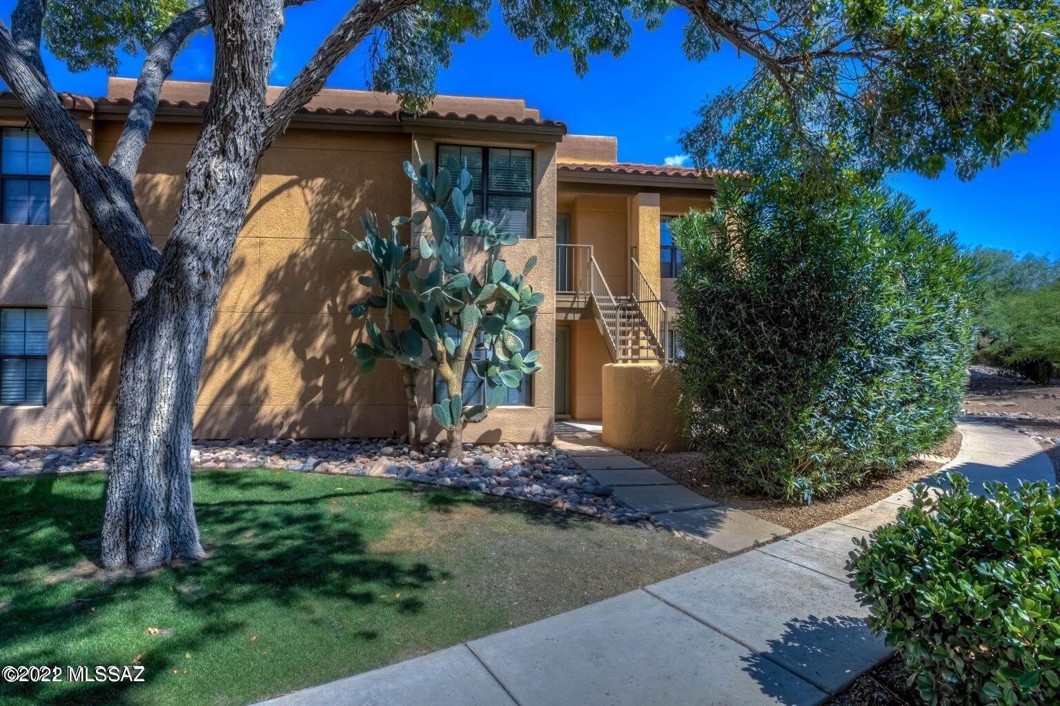 6651 N Campbell Avenue – photo 1 of 25