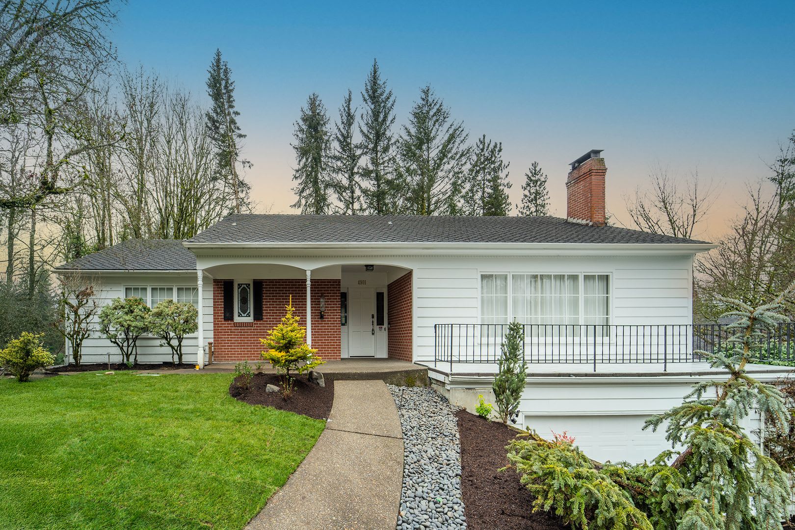 Newly remodeled Beautiful Traditional Ranch home in Lincoln's school district! – photo 1 of 41