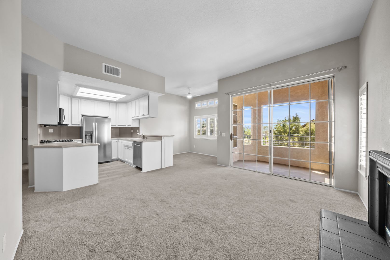521 Arbor Dr, Unit 203 – photo 1