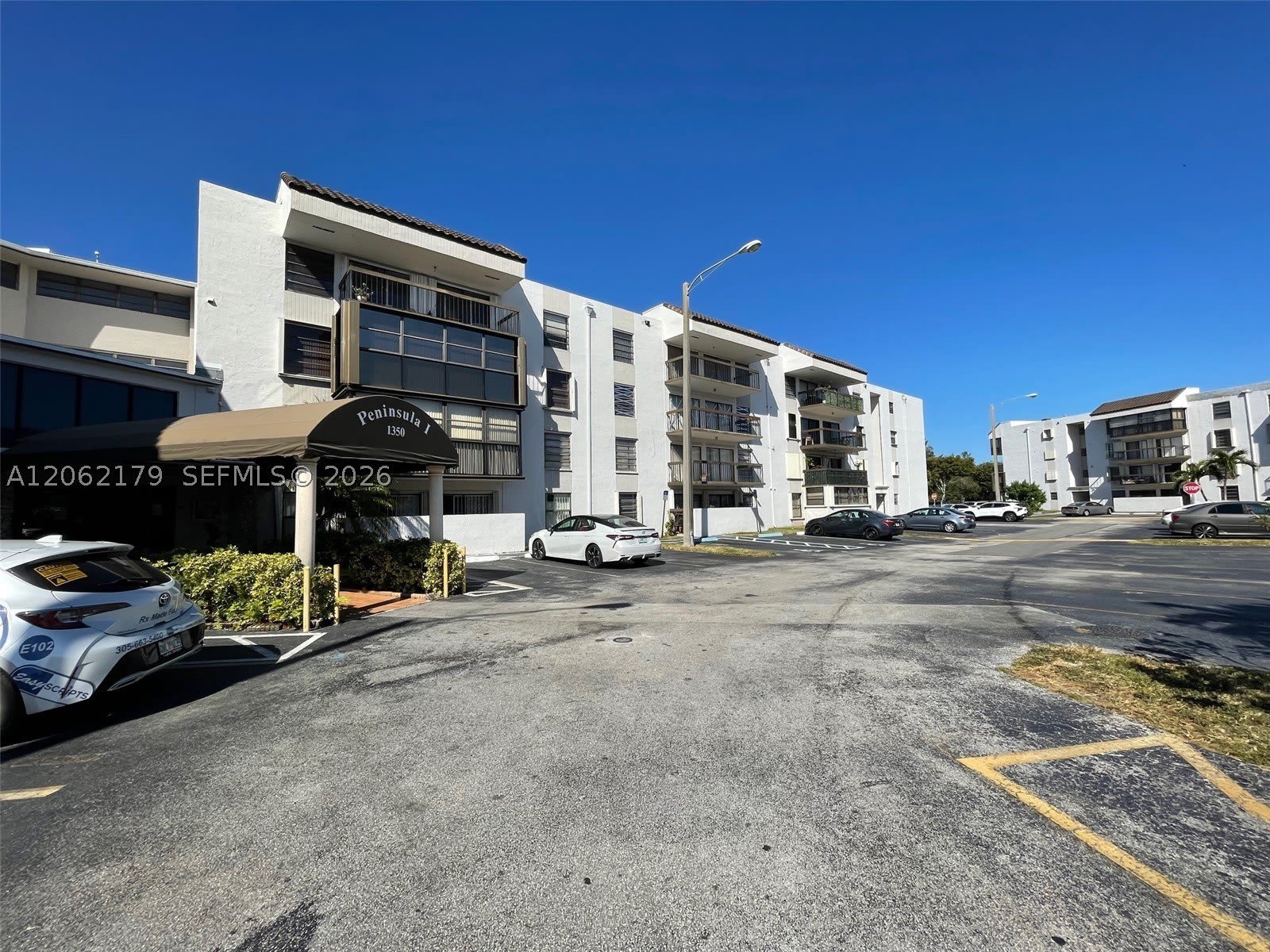 1350 Sw 122Nd Ave – photo 1