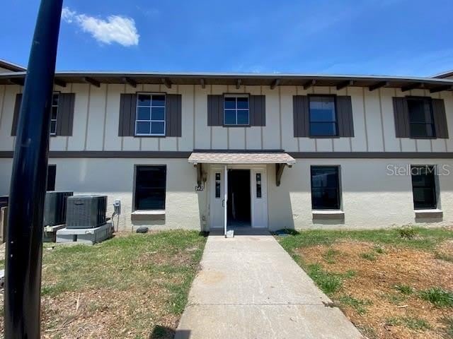 542 PLAZA SEVILLE Court – photo 1 of 26
