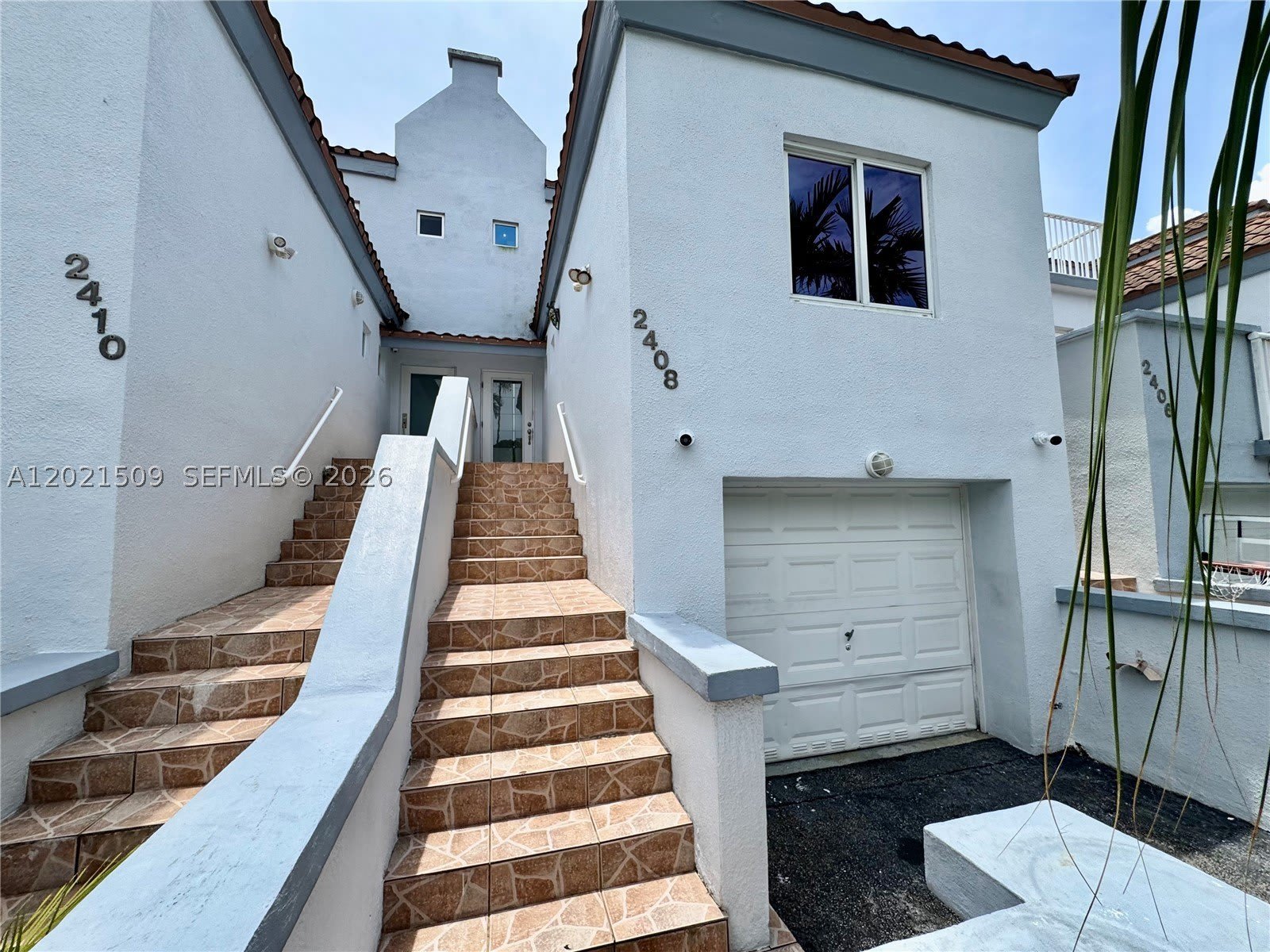 2408 Ne 135Th St – photo 1