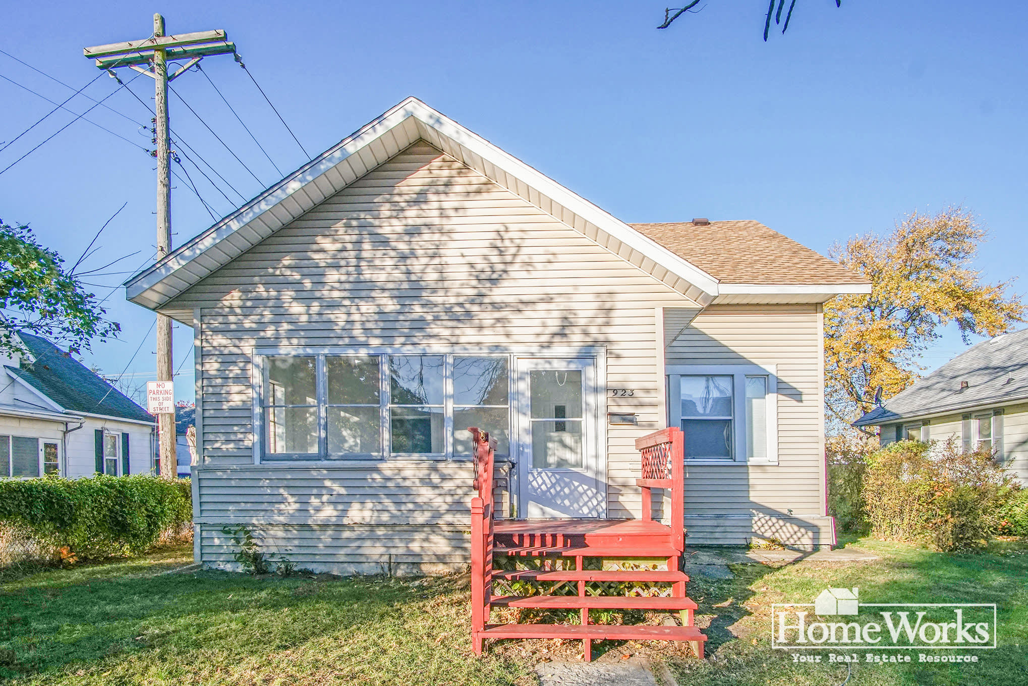 923 S 30th St – photo 1
