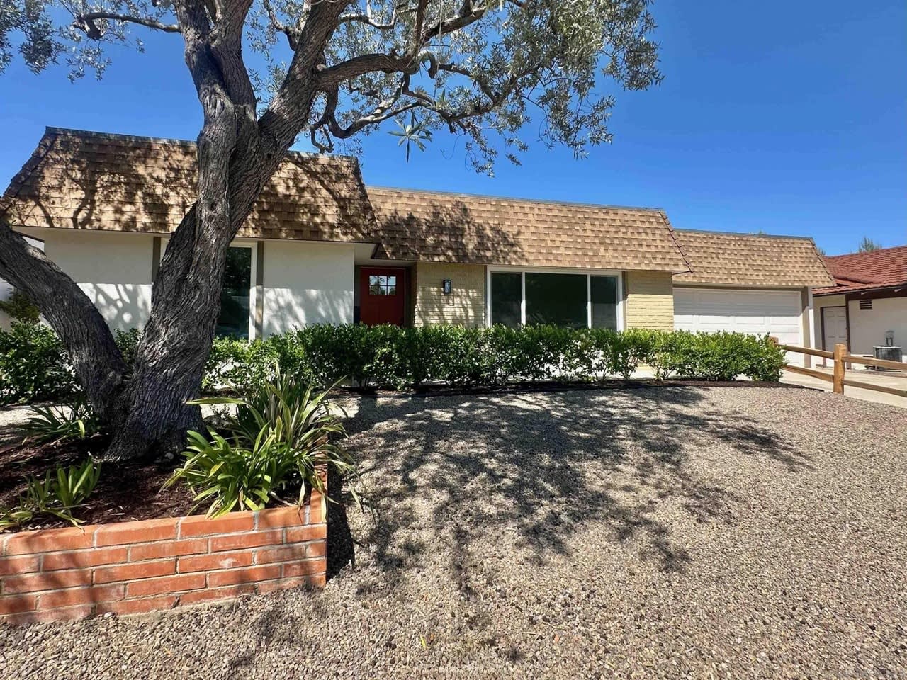 16634 Bernardo Oaks Dr – photo 1