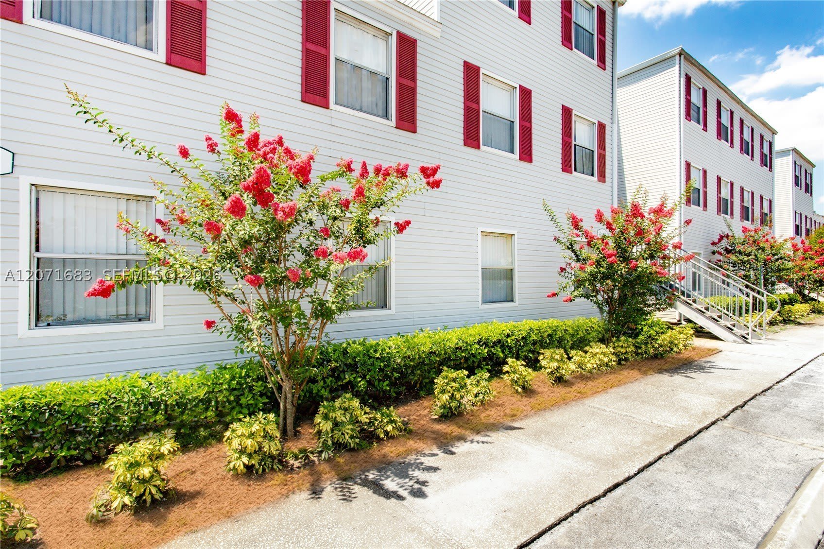 6011 Winegard Rd – photo 1 of 14