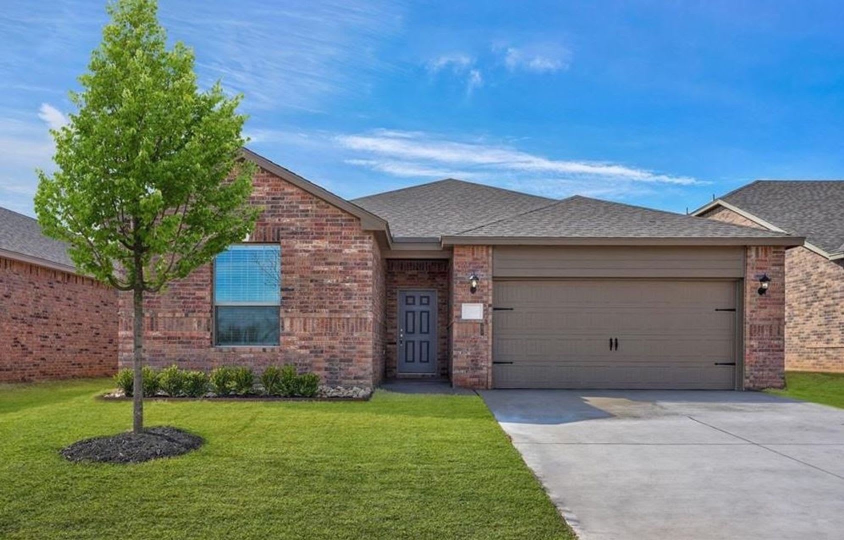 Charming El Reno Home With Beautiful Backyard Garden – photo 1 of 23