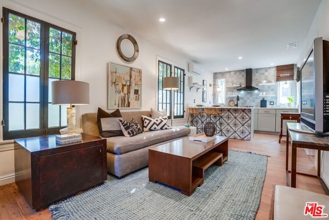 1574 Murray Dr – photo 1