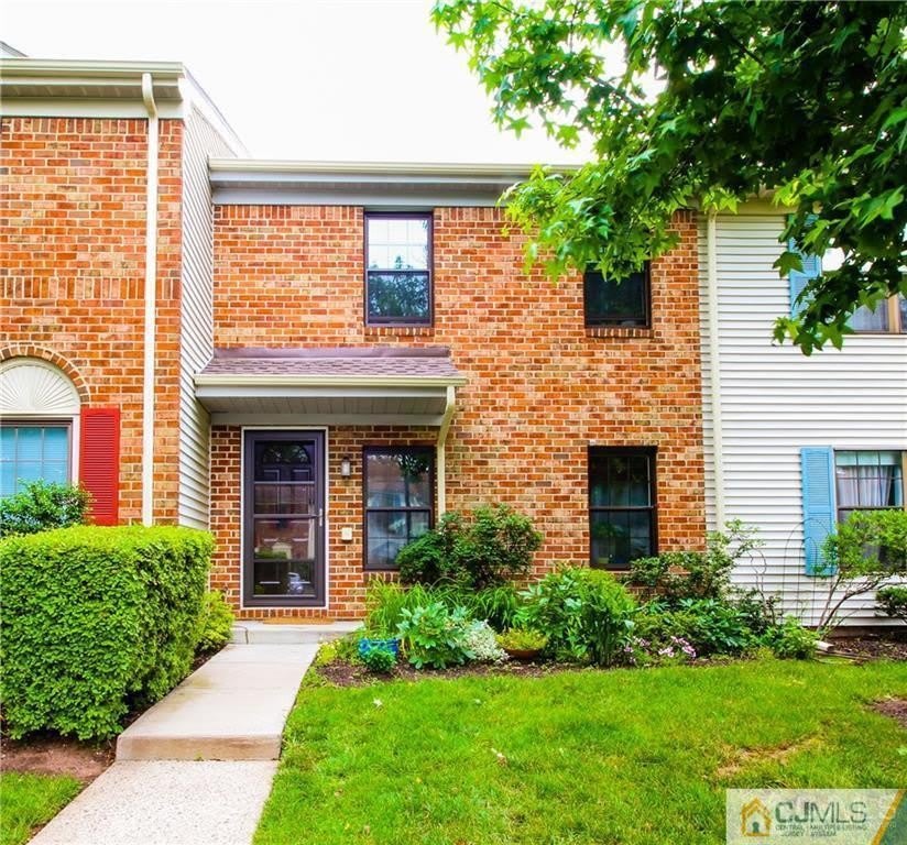 123 Pear Tree Lane – photo 1 of 12