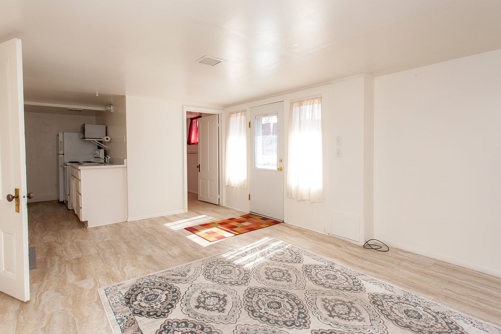 MOVE IN SPECIAL!! – photo 1