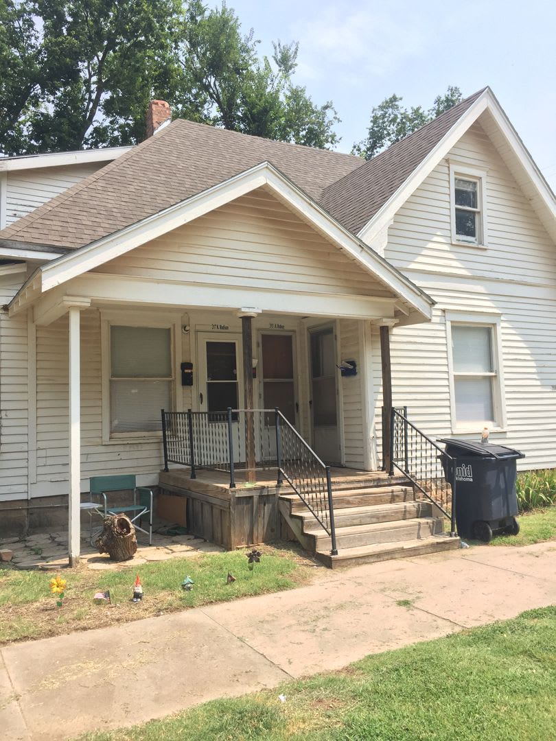 315 N MADISON – photo 1 of 5