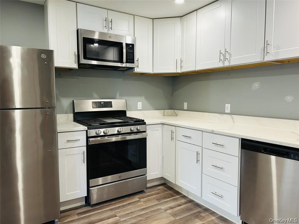 33 Drew Avenue – photo 1 of 8