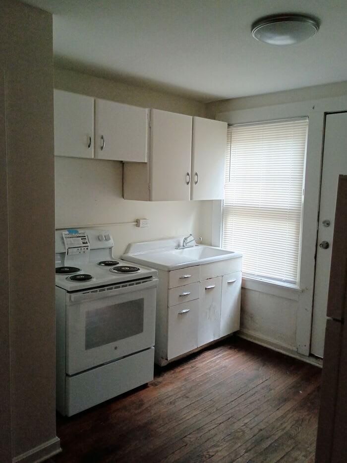 10205 Madison Avenue – photo 1