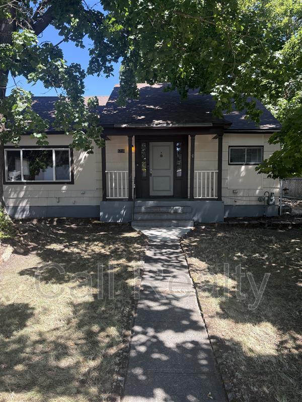 1210 N Locust Rd – photo 1