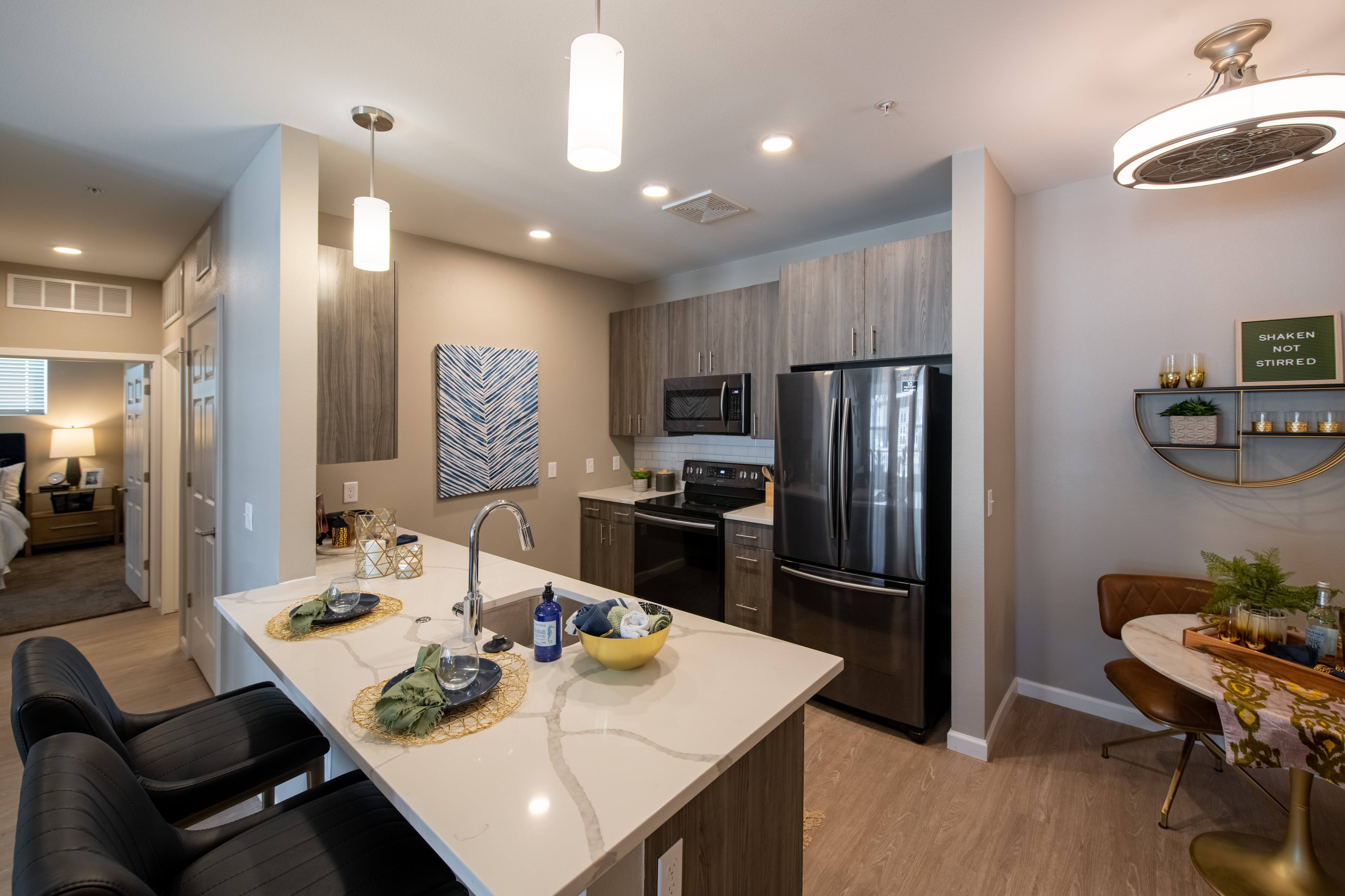 Gateway Place Apartments – photo 1