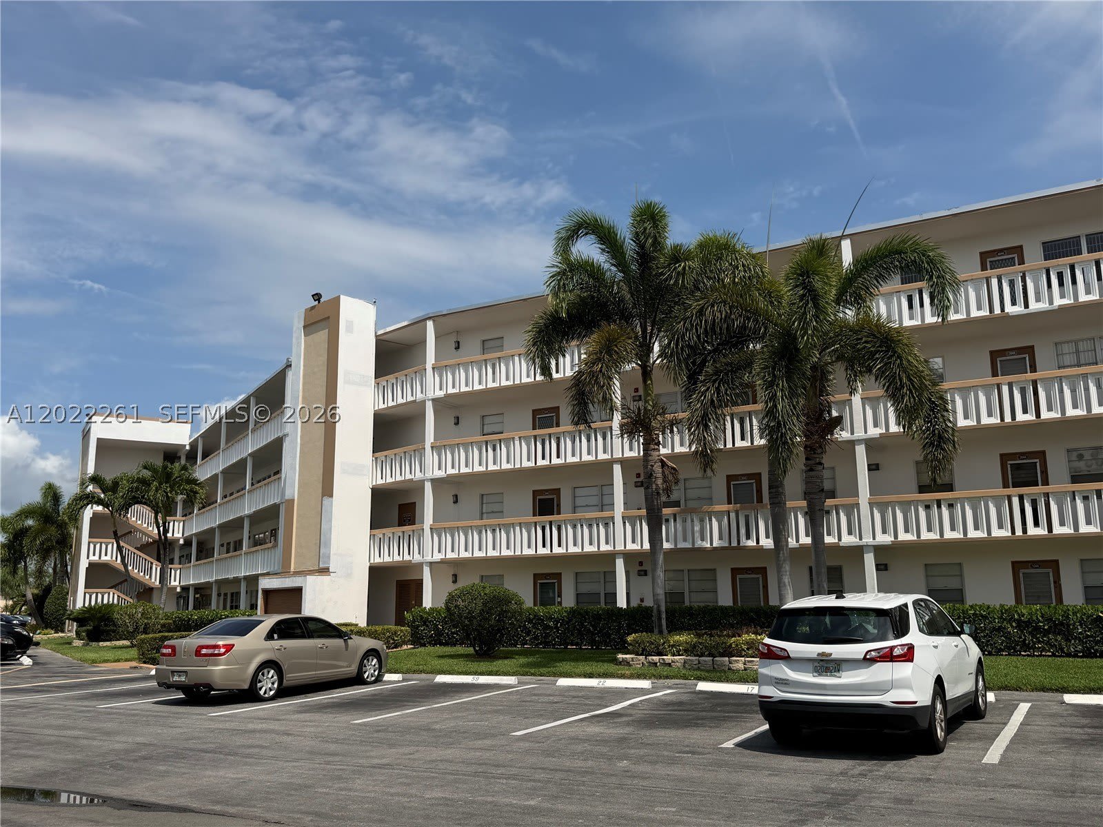 4043 Cornwall C – photo 1