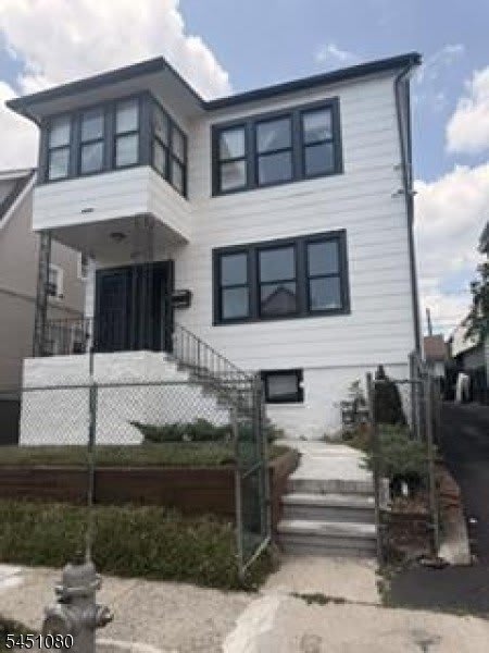 95 Crawford St – photo 1