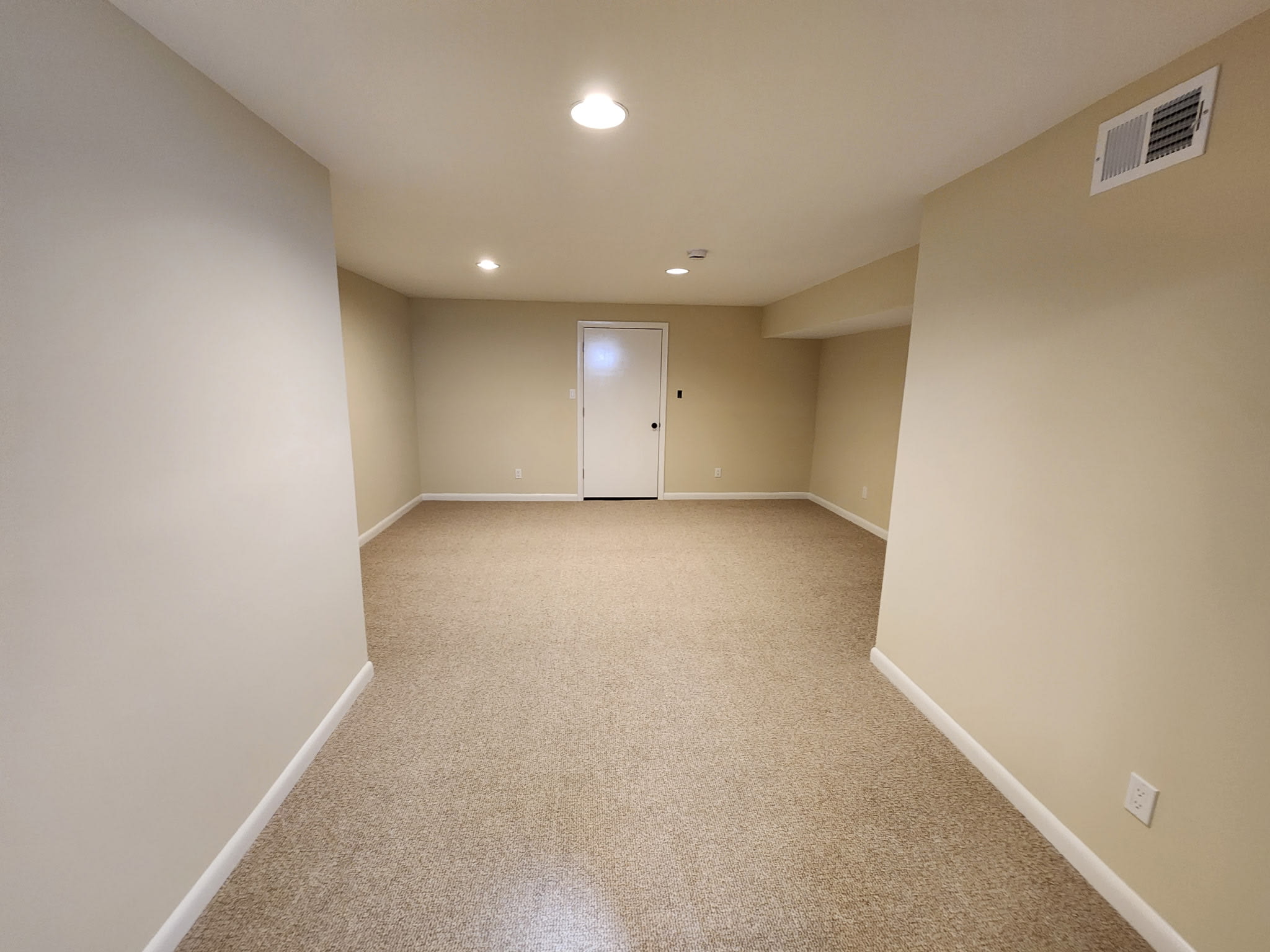 60 Wolfpit Avenue – photo 1