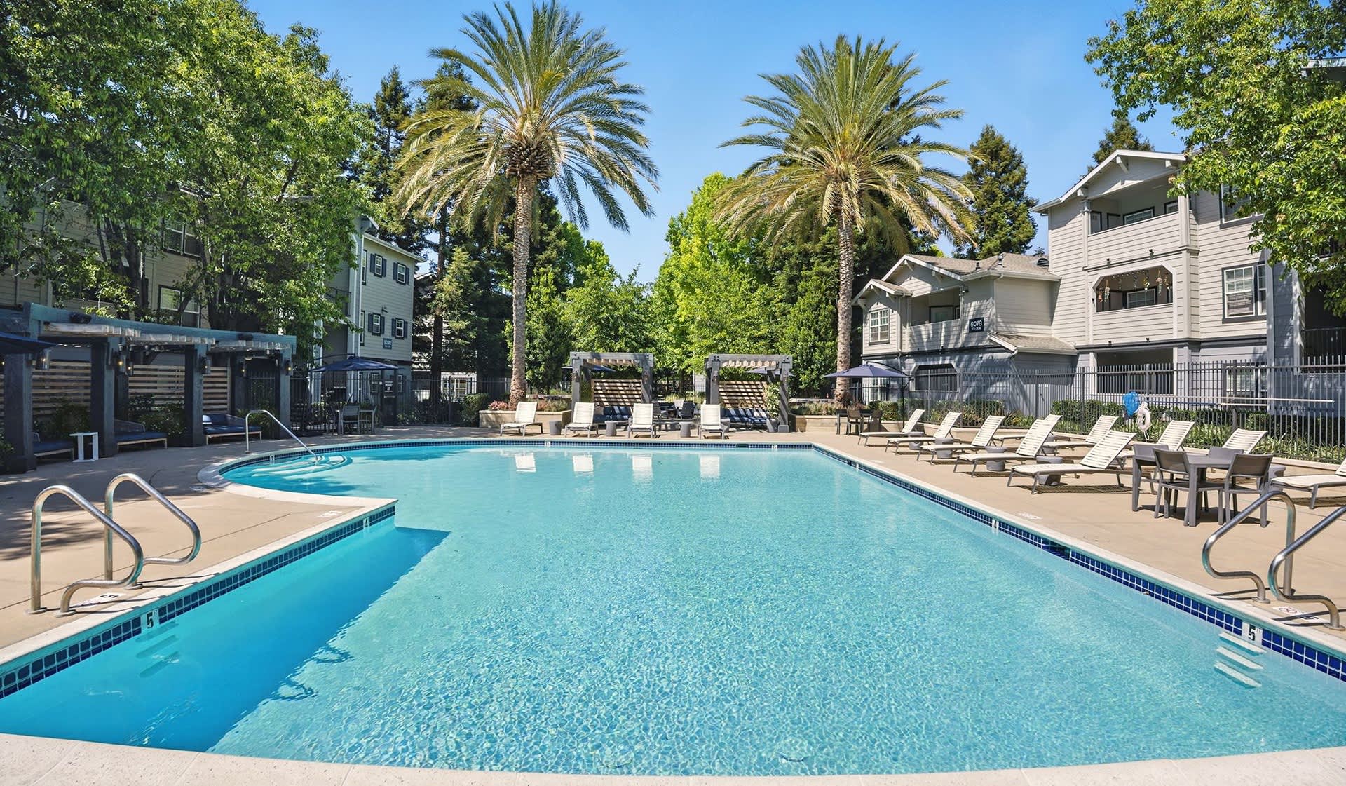 Monterey Grove Apartments – photo 1