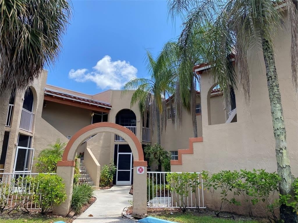 8734 Sw 3 Street – photo 1