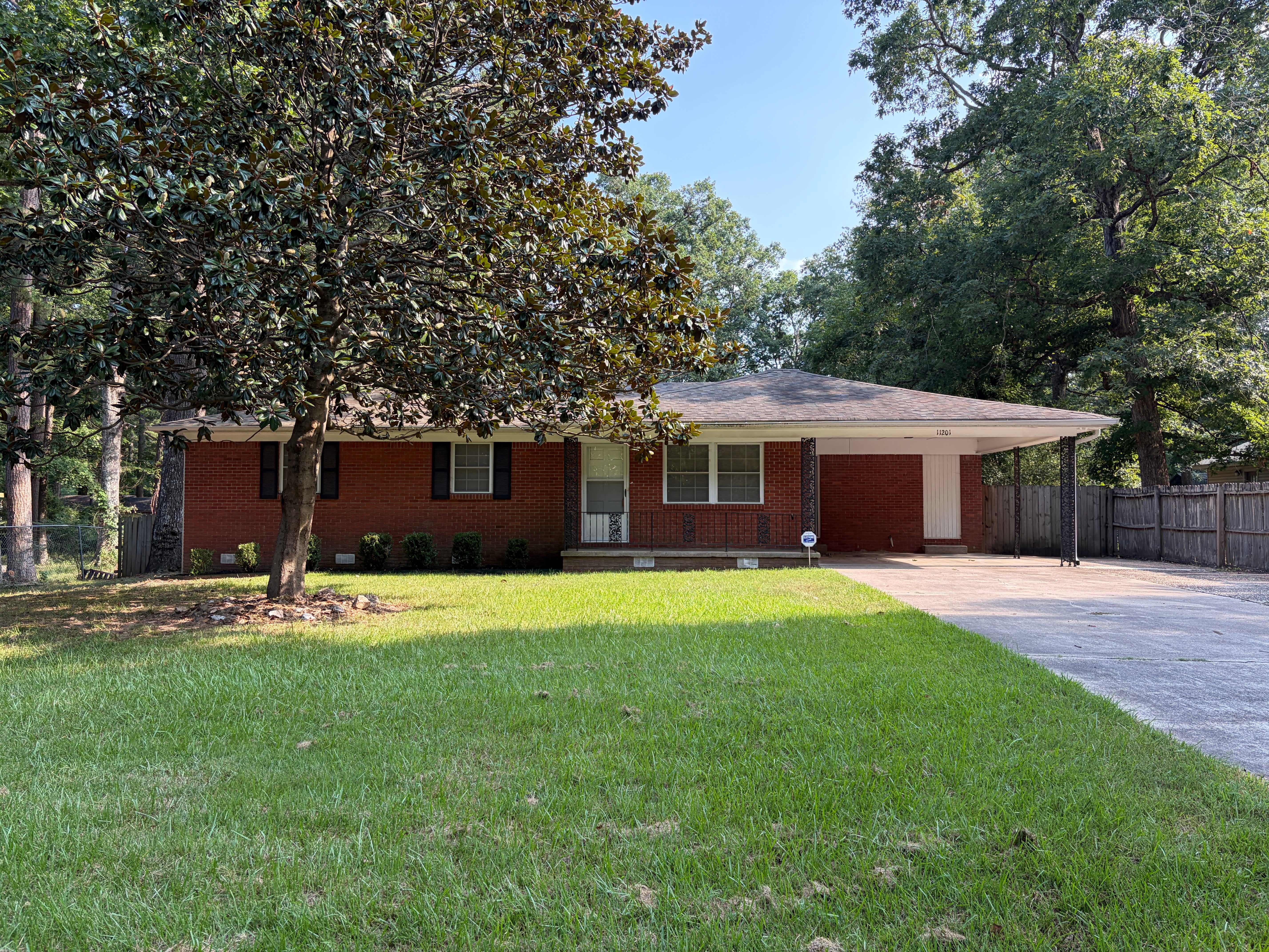 11201 Donnie Dr – photo 1 of 22