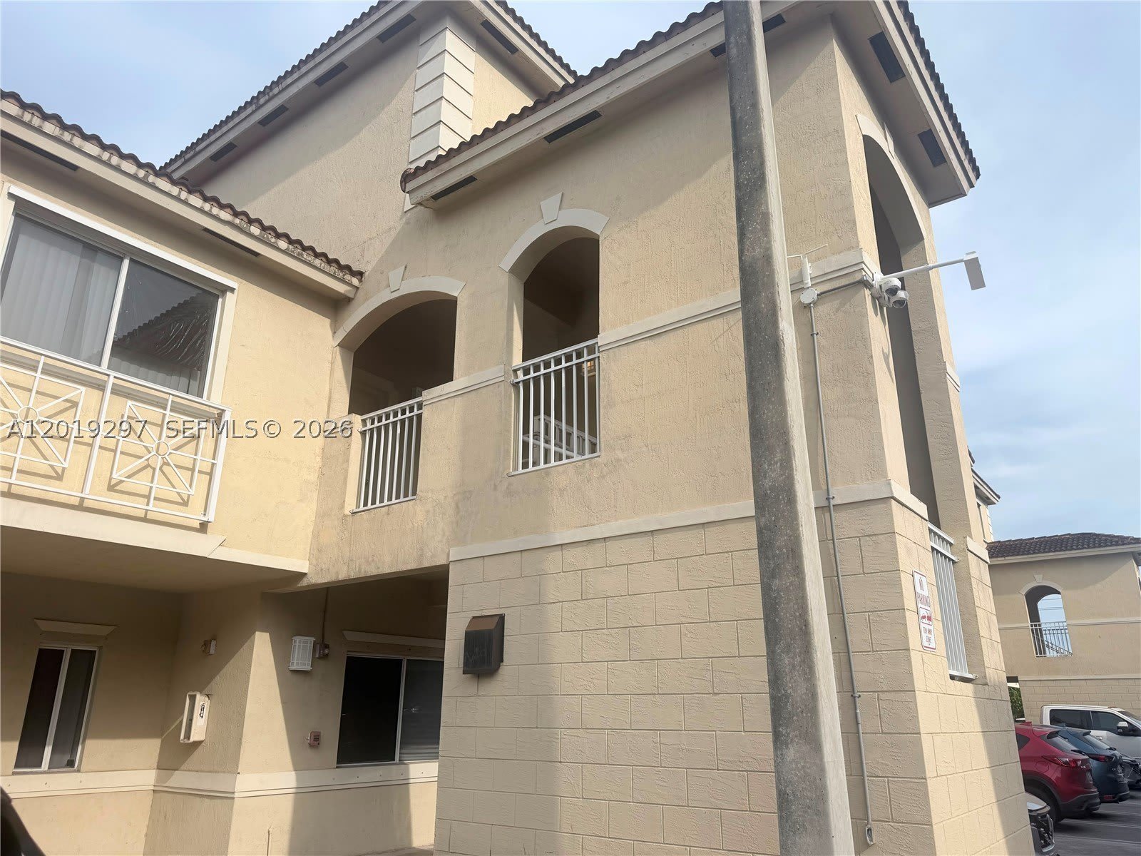 7989 Nw 8Th St – photo 1